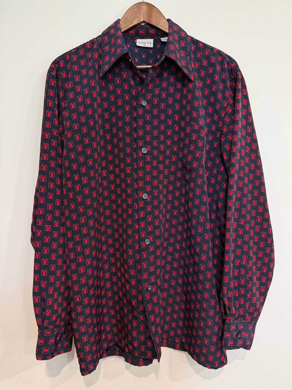Playboy Men’s Logo Print Button Down Shirt Size Large Navy Red